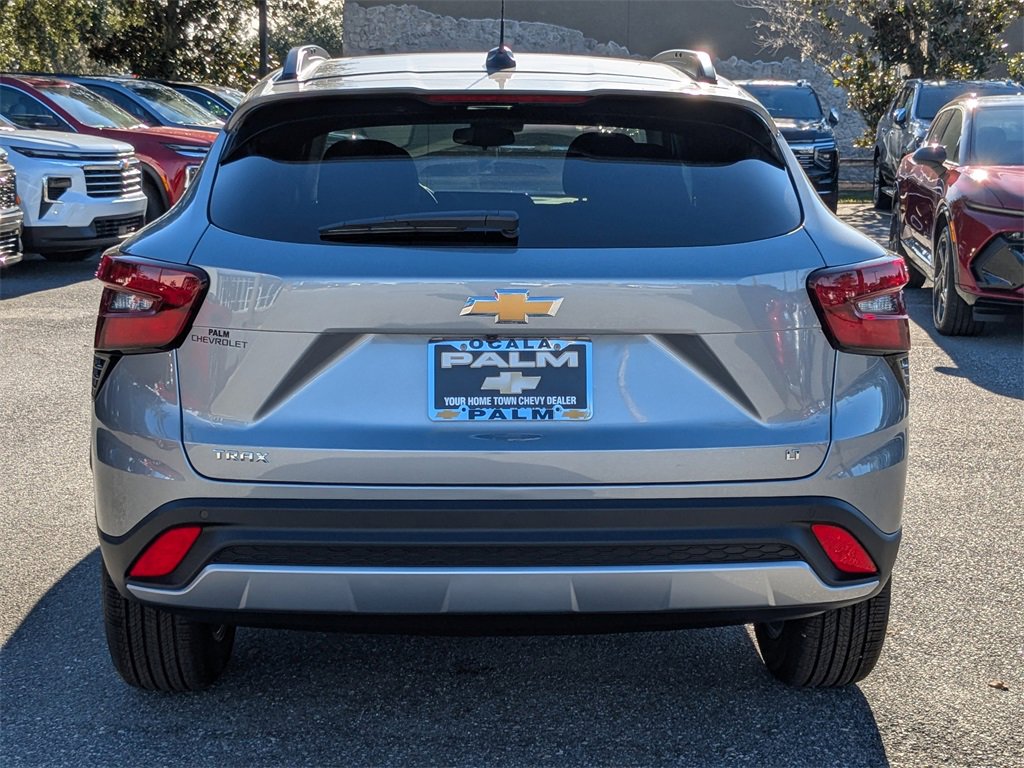 2026 Chevrolet Trax LT photo 3