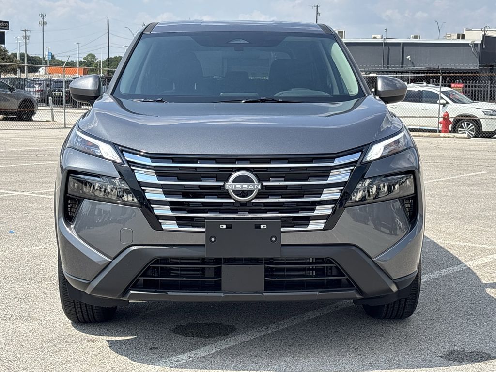 2026 Nissan Rogue SV photo 2
