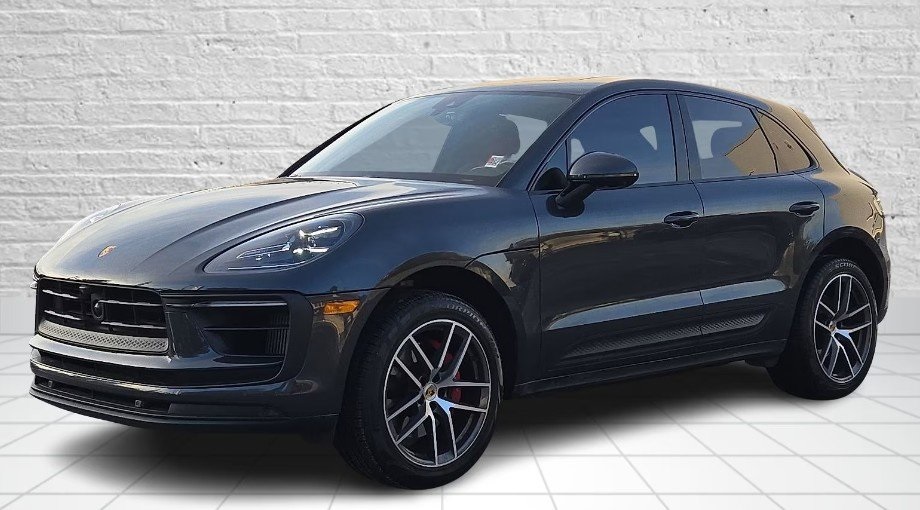 2023 PORSCHE MACAN - Image 1