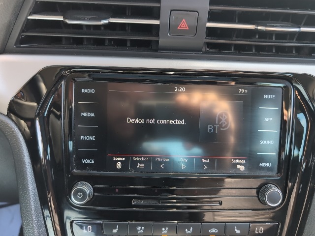 2021 Volkswagen Passat 2.0T SE photo 25