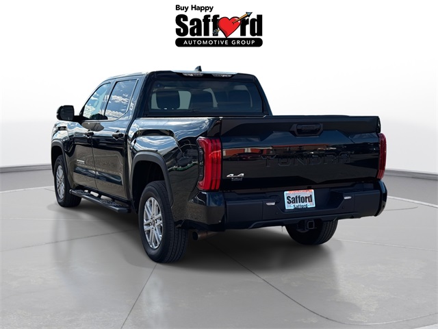 2022 Toyota Tundra SR5 CrewMax photo 4