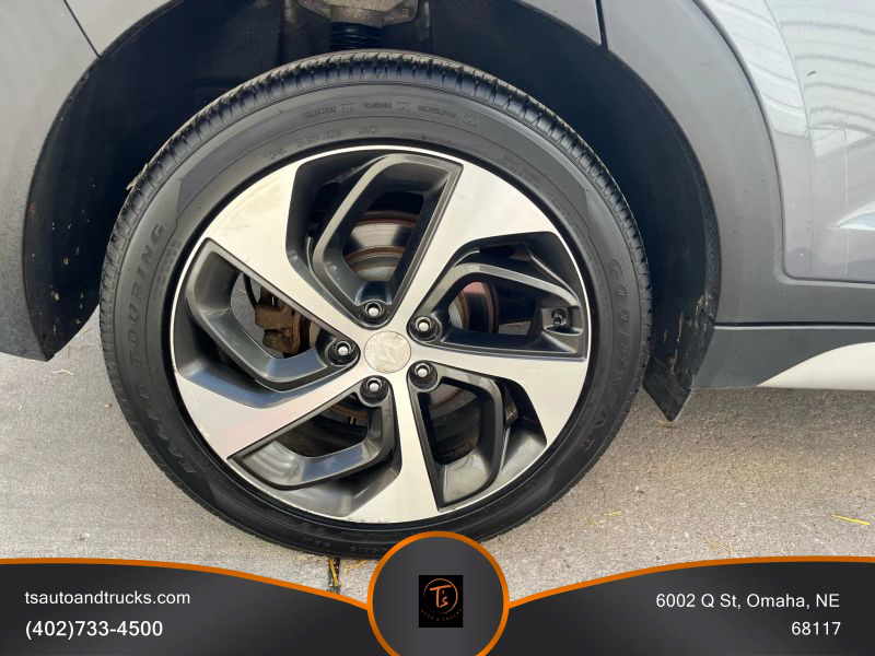 2018 Hyundai Tucson Value photo 2