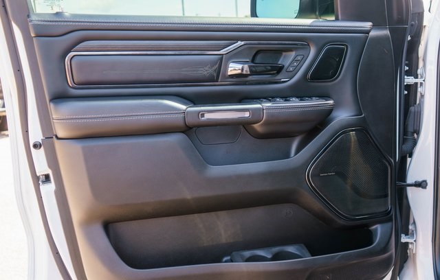 2023 Ram 1500 Limited photo 16