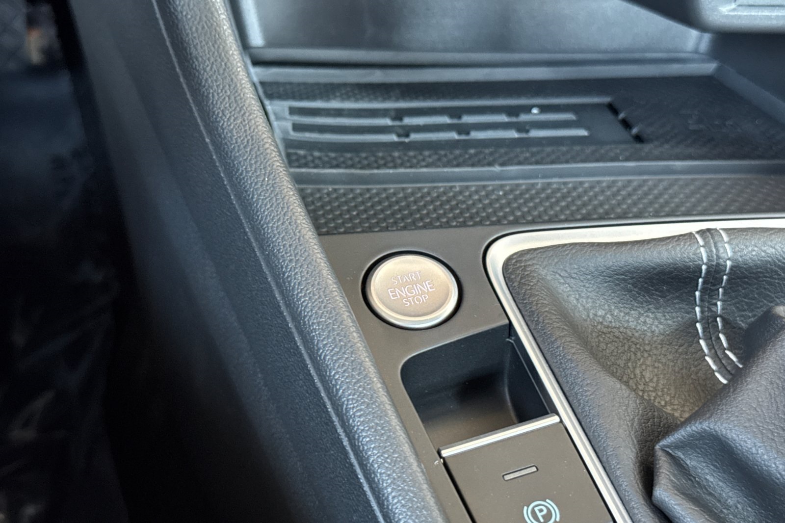 2025 Volkswagen Jetta 1.5T SE photo 19