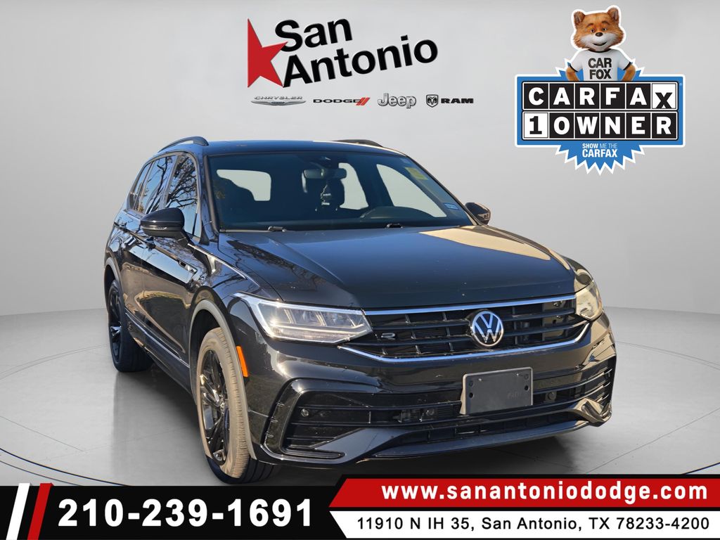 2023 Volkswagen Tiguan SE R-LINE BLACK