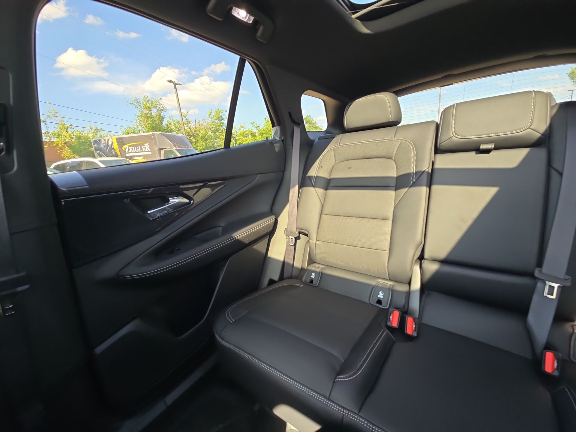 2025 Chevrolet Blazer EV photo 12