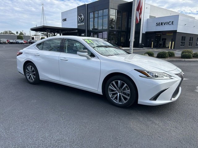 2021 Lexus ES 350's photo