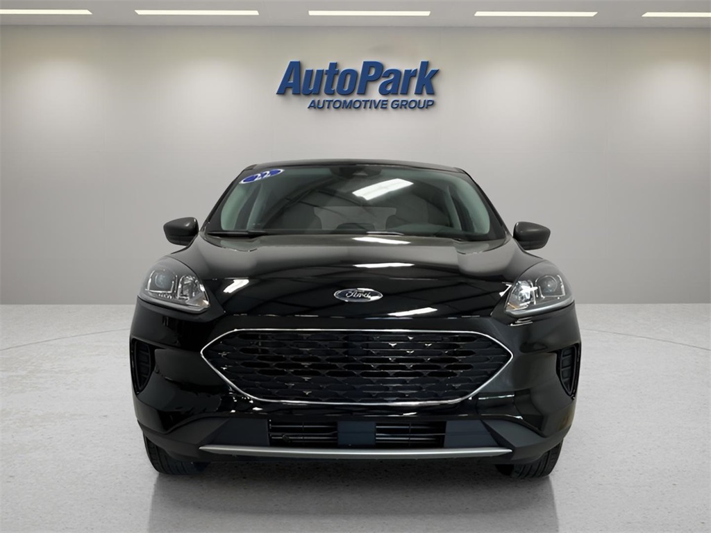 2022 Ford Escape SE photo 2