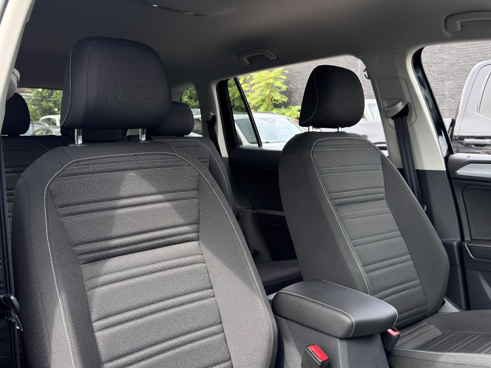 2022 Volkswagen Tiguan S photo 27