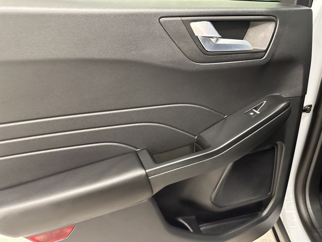 2025 Ford Escape ST-Line photo 18