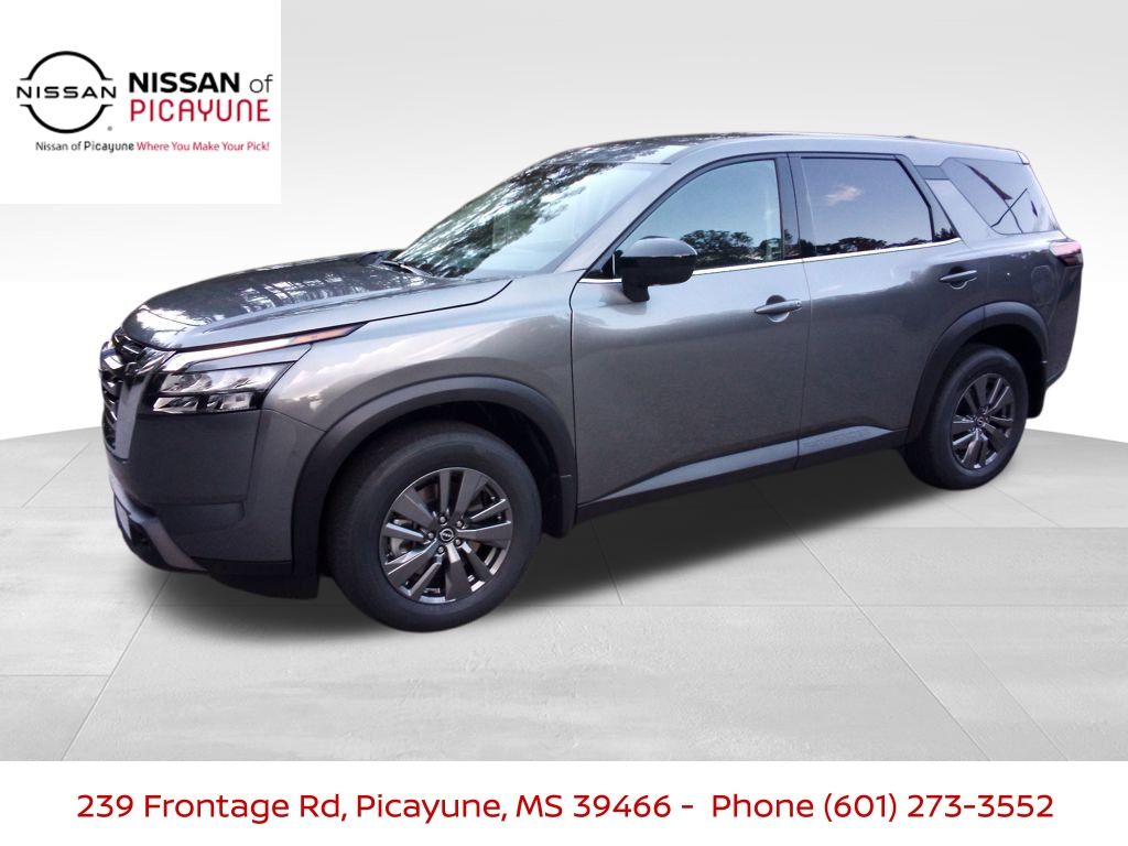 2025 Nissan Pathfinder S's photo