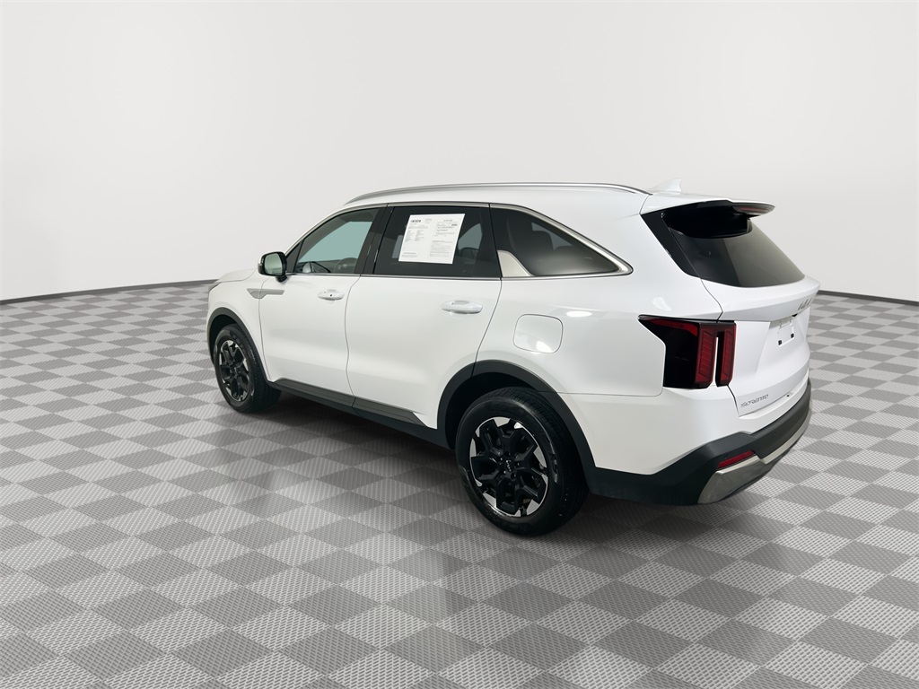 2024 Kia Sorento S photo 6