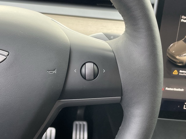 2023 Tesla Model Y Performance photo 12