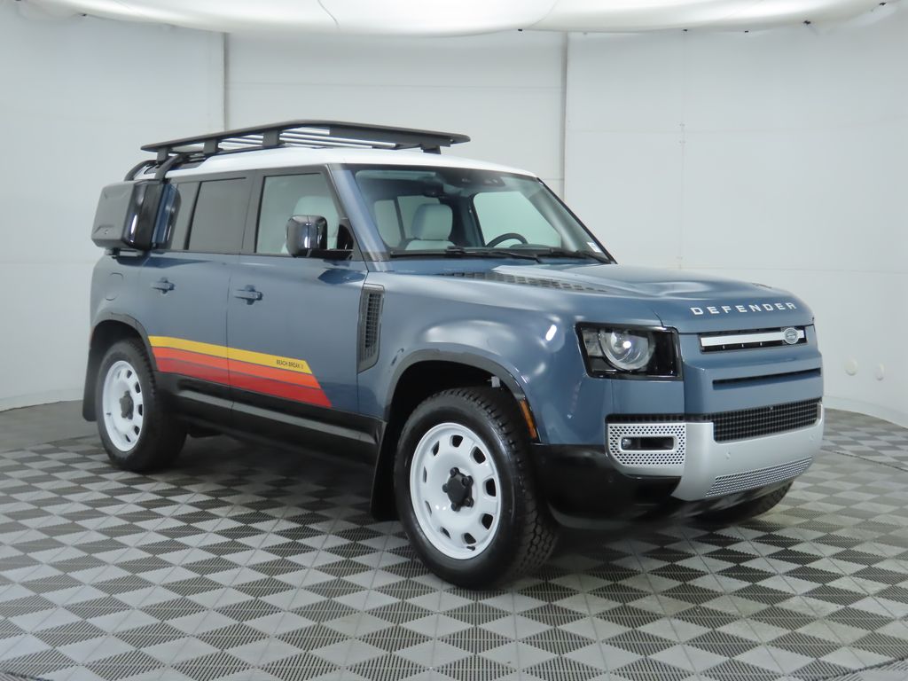 2025 Land Rover Defender 110 S photo 3