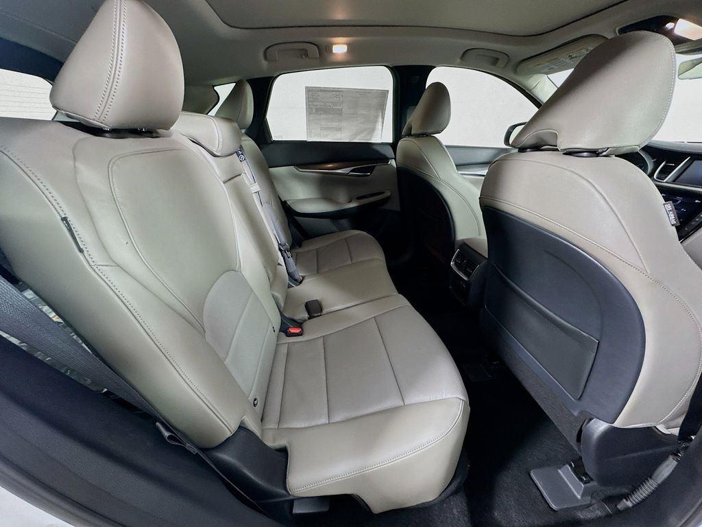 2025 Infiniti QX50 Luxe photo 32