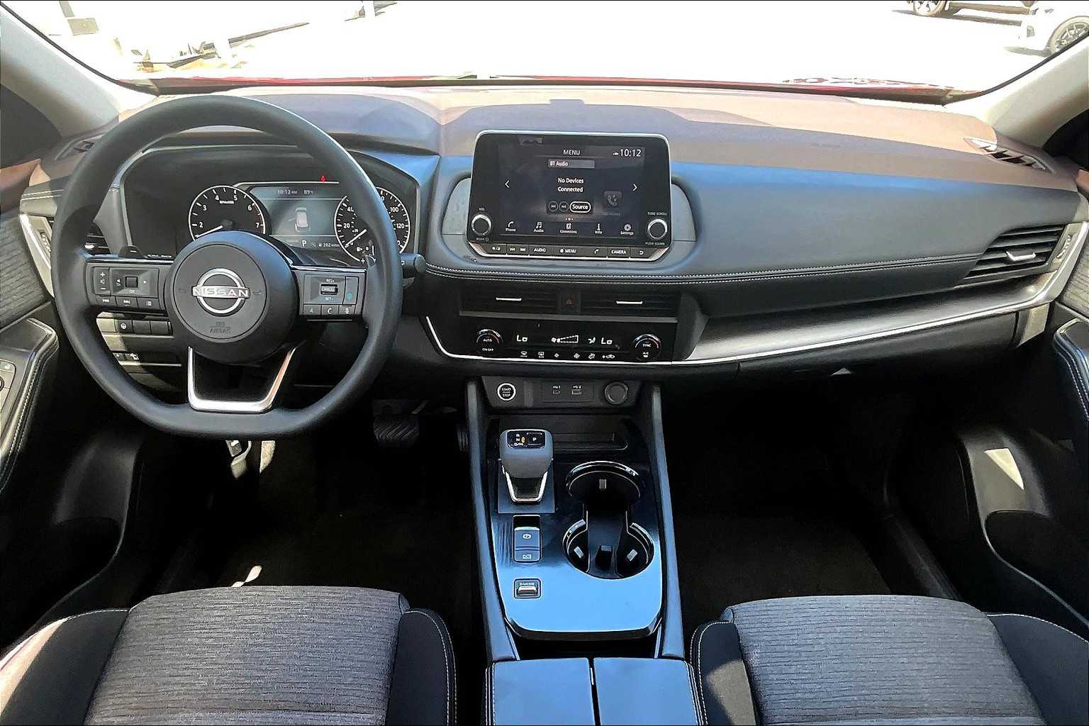 2023 Nissan Rogue SV photo 13