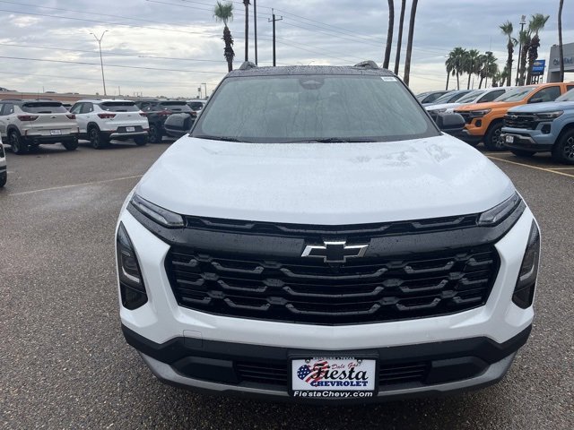 2026 Chevrolet Equinox LT photo 2