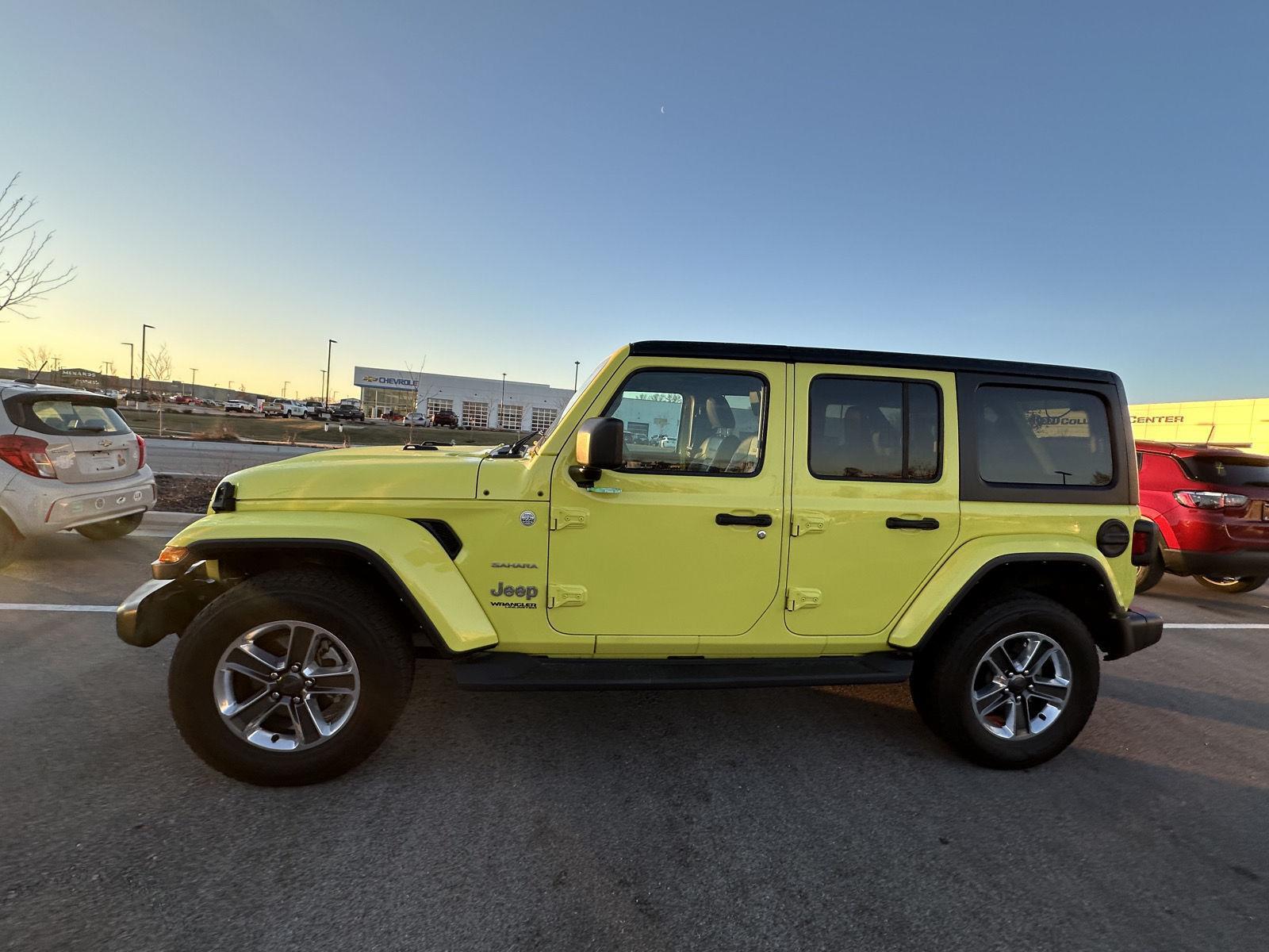 Used 2022 Jeep Wrangler Unlimited Sahara with VIN 1C4HJXEG5NW277035 for sale in Kansas City