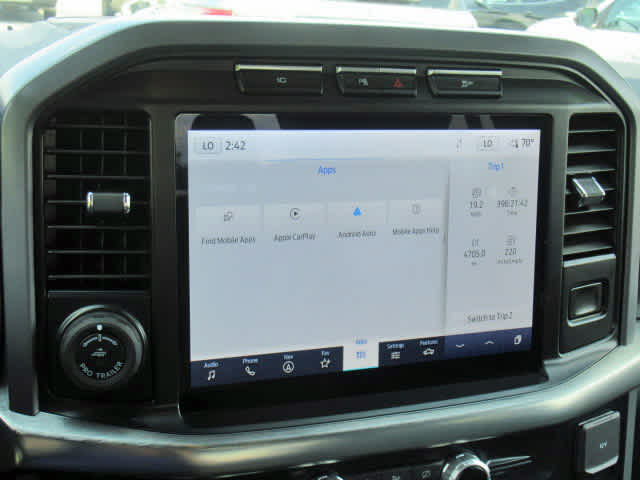 2023 Ford F-150 Lariat photo 18