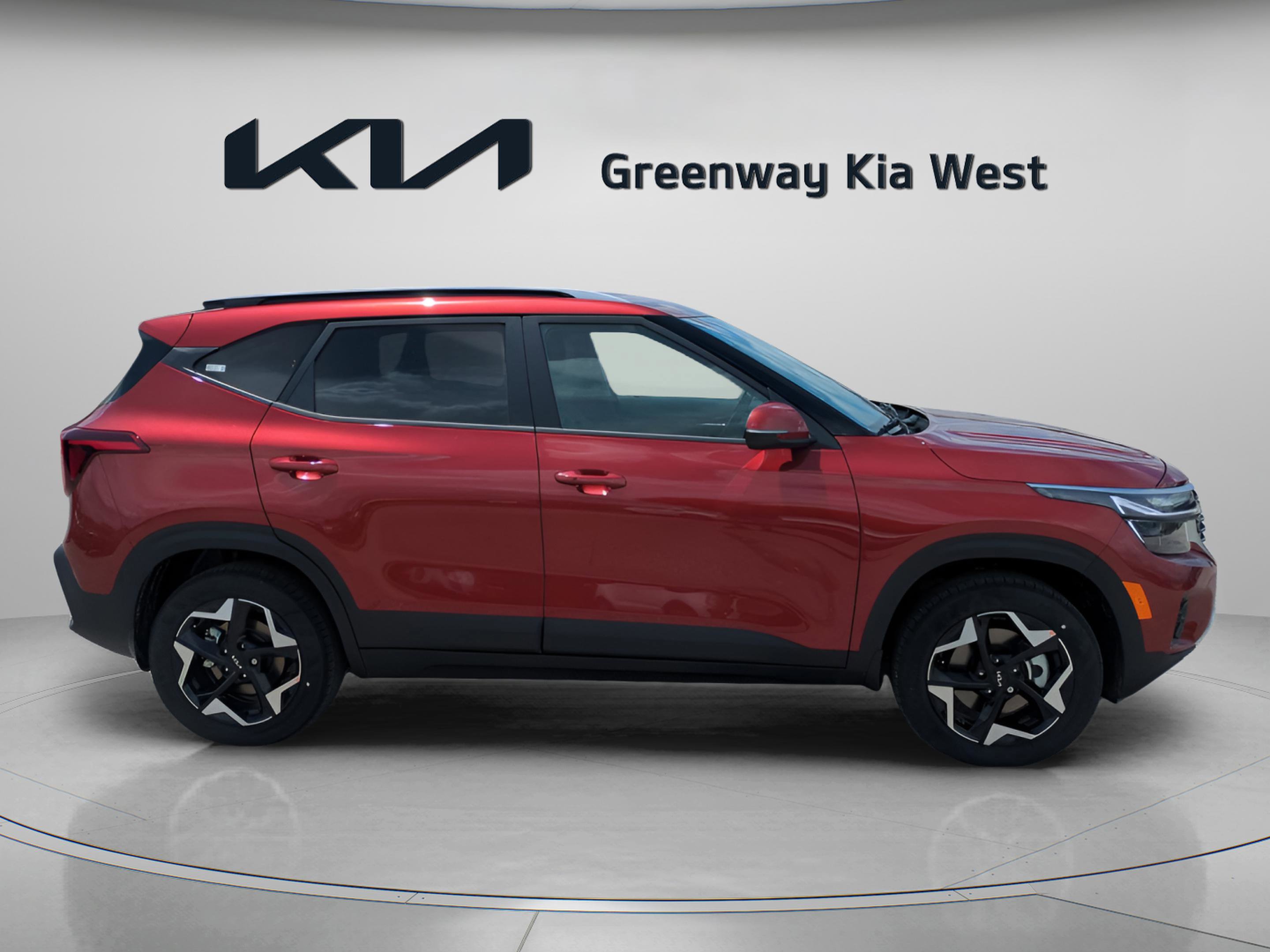 2025 Kia Seltos S photo 5