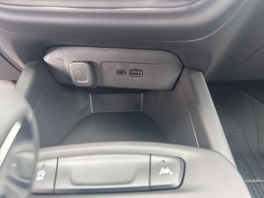 2025 Chevrolet Trax photo 18
