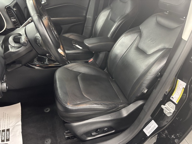 2017 Jeep Compass Limited photo 10