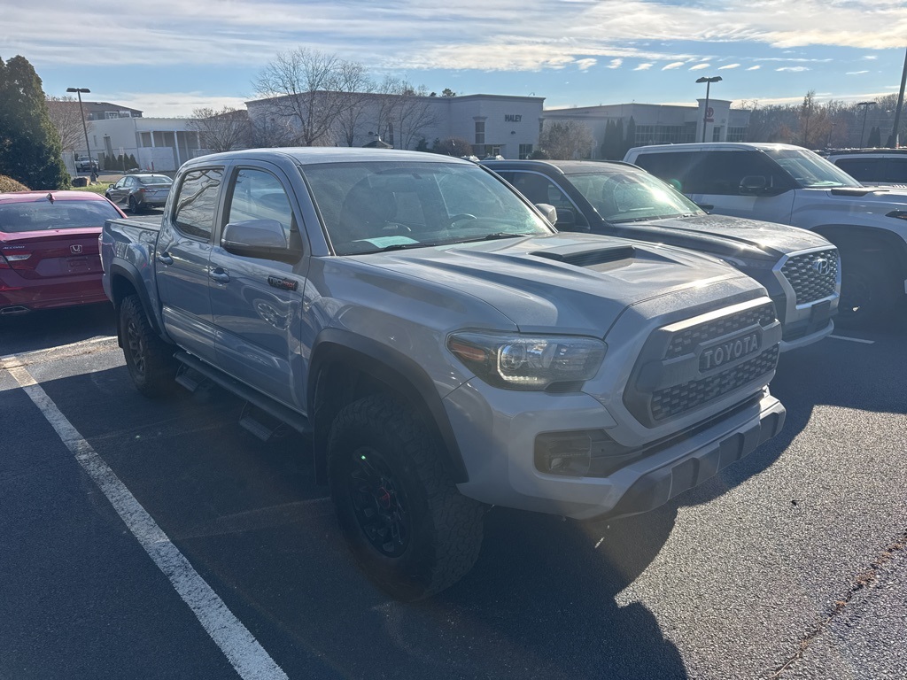 2017 Toyota Tacoma TRD Pro's photo