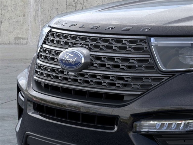 2024 Ford Explorer XLT photo 13