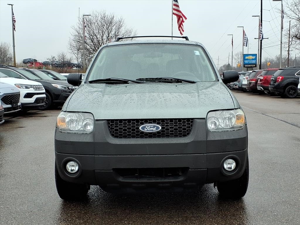 2007 Ford Escape XLT photo 2