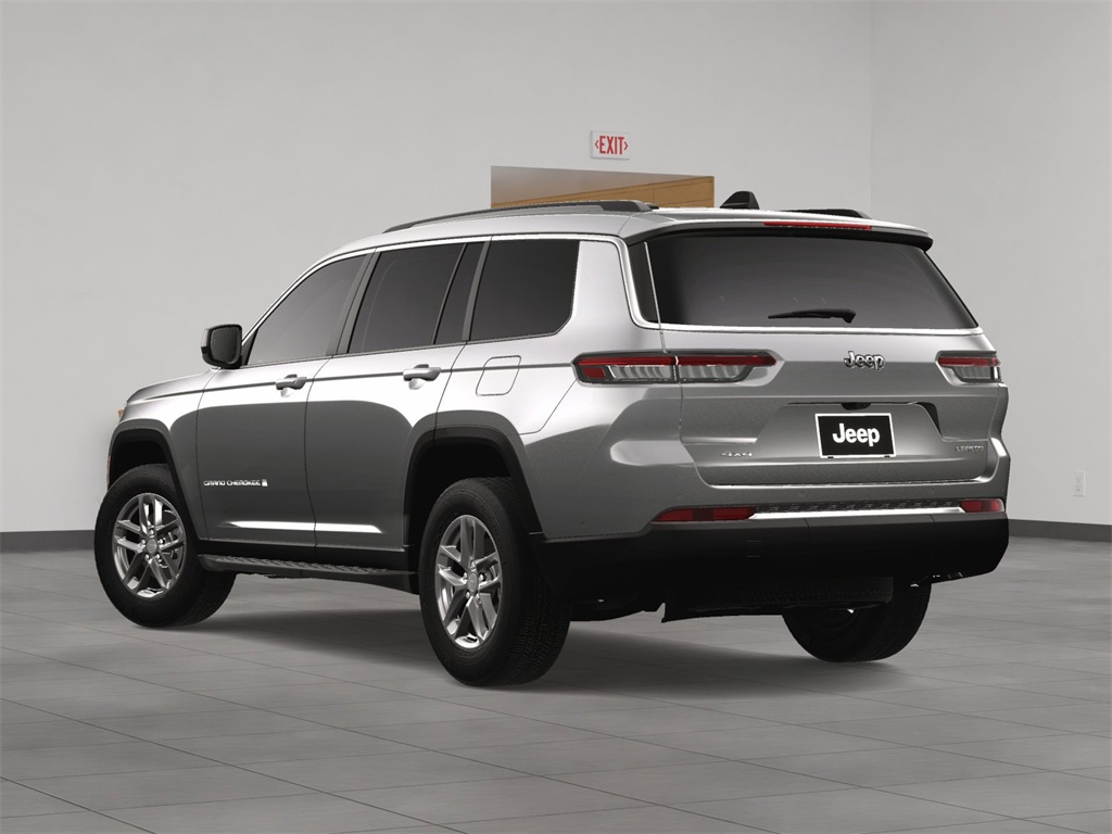 2025 Jeep Grand Cherokee Laredo X photo 4