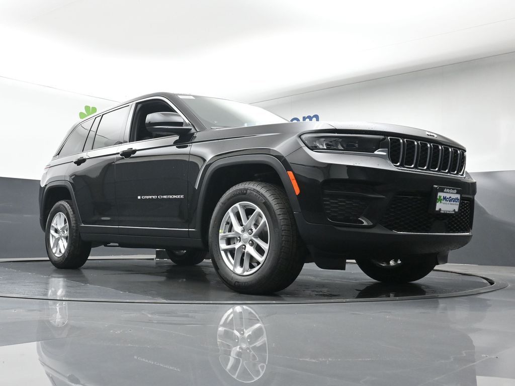 2025 Jeep Grand Cherokee Laredo X photo 21
