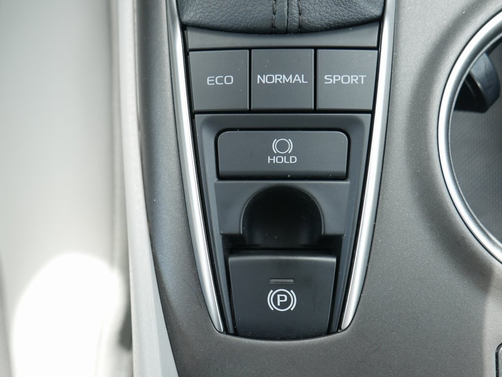 2021 Toyota Camry XLE photo 20