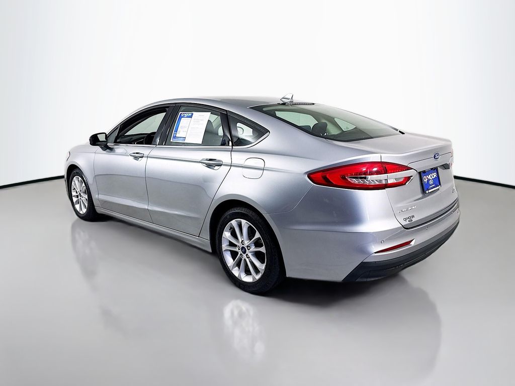 2020 Ford Fusion Hybrid SE photo 8