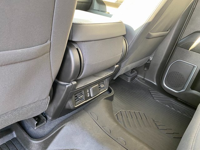 2023 Chevrolet Silverado 1500 RST photo 12