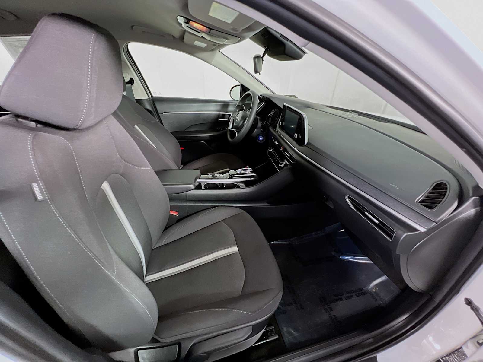 2022 Hyundai Sonata SE photo 26