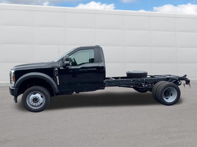2024 Ford F-450 photo 2