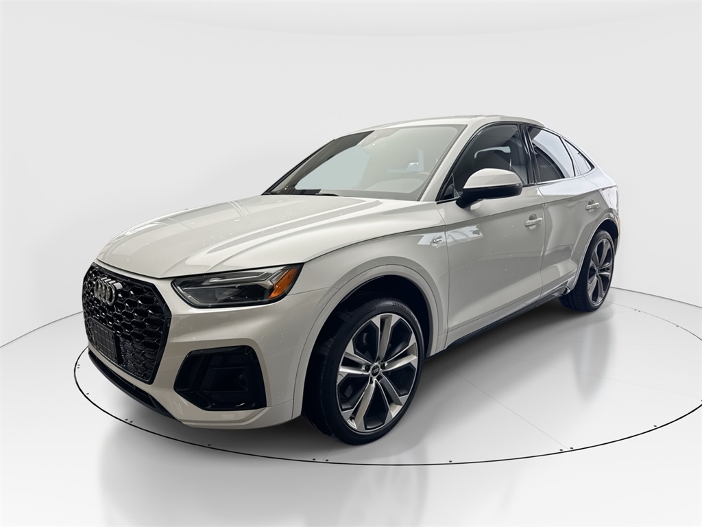 2023 Audi Q5 Sportback Premium Plus's photo