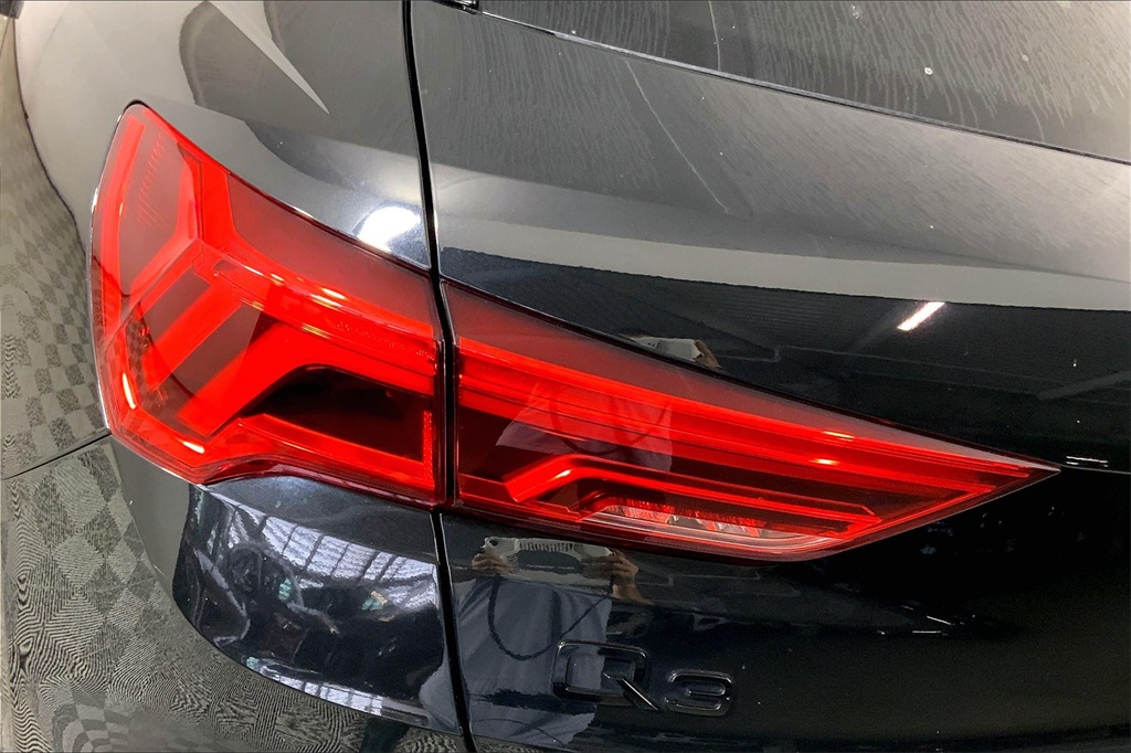 2021 Audi Q3 S line Premium Plus photo 28