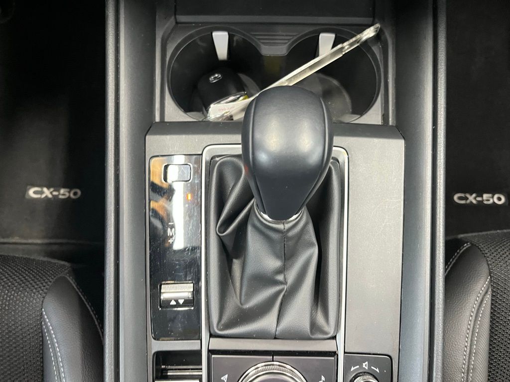 2025 Mazda CX-50 2.5 Select photo 15