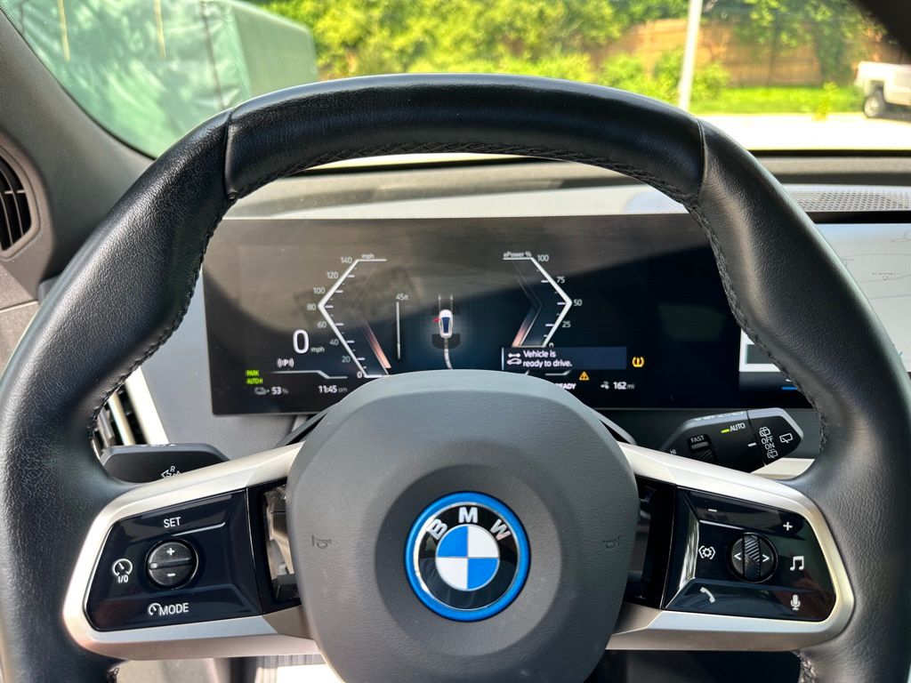 2024 Bmw iX photo 25