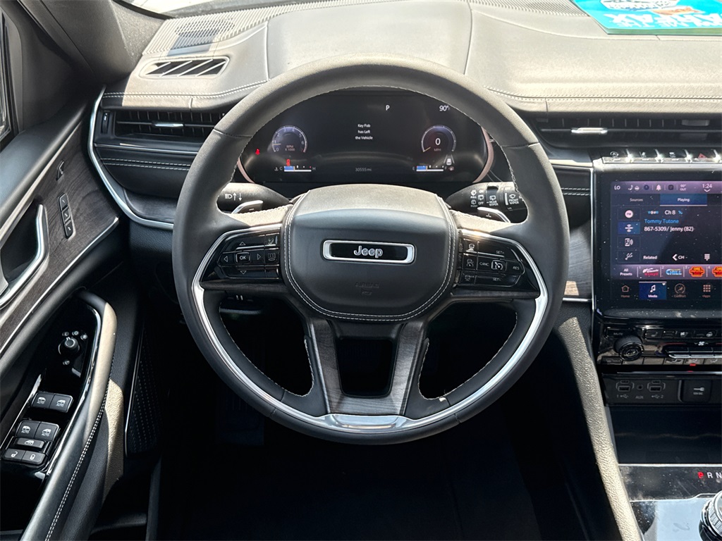 2023 Jeep Grand Cherokee Overland photo 21