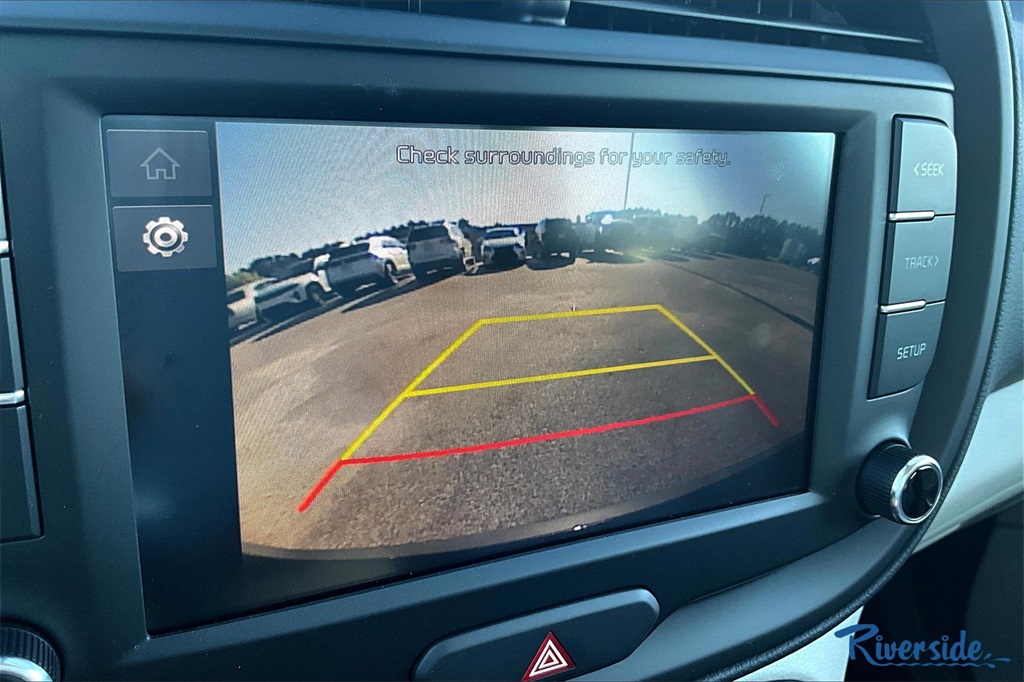2025 Kia Soul LX photo 13