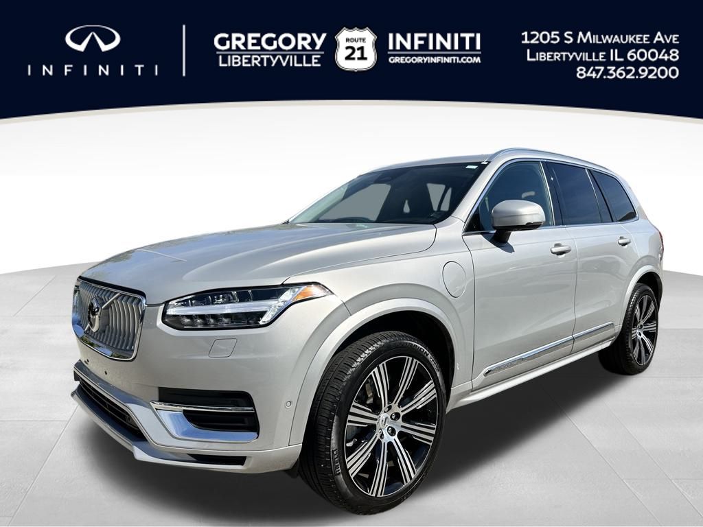 2024 Volvo XC90 Plus's photo