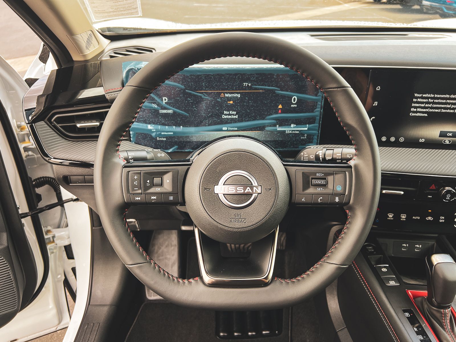 2026 Nissan Kicks SR photo 12