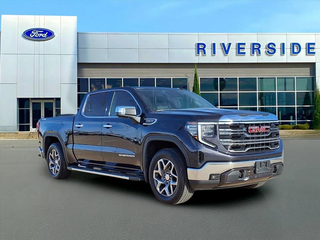 2022 GMC Sierra 1500 SLT's photo