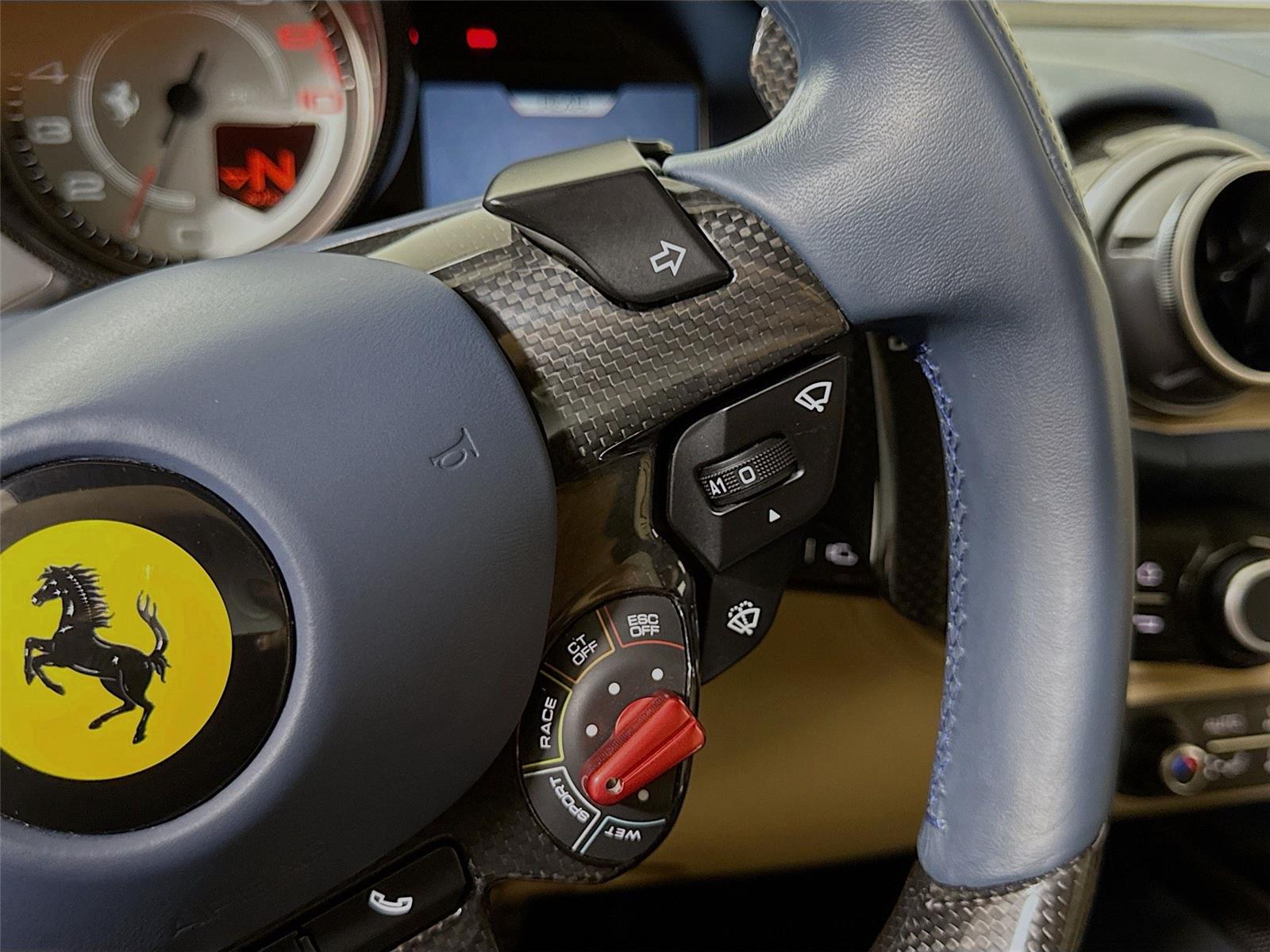 2020 Ferrari 812 Superfast photo 21
