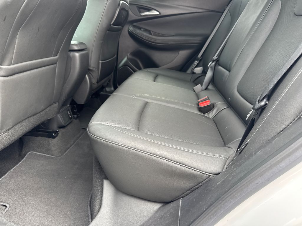 2024 Buick Encore GX Sport Touring photo 19
