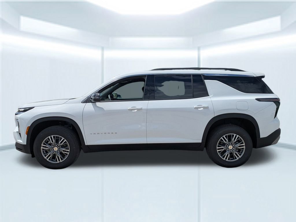 2025 Chevrolet Traverse photo 2