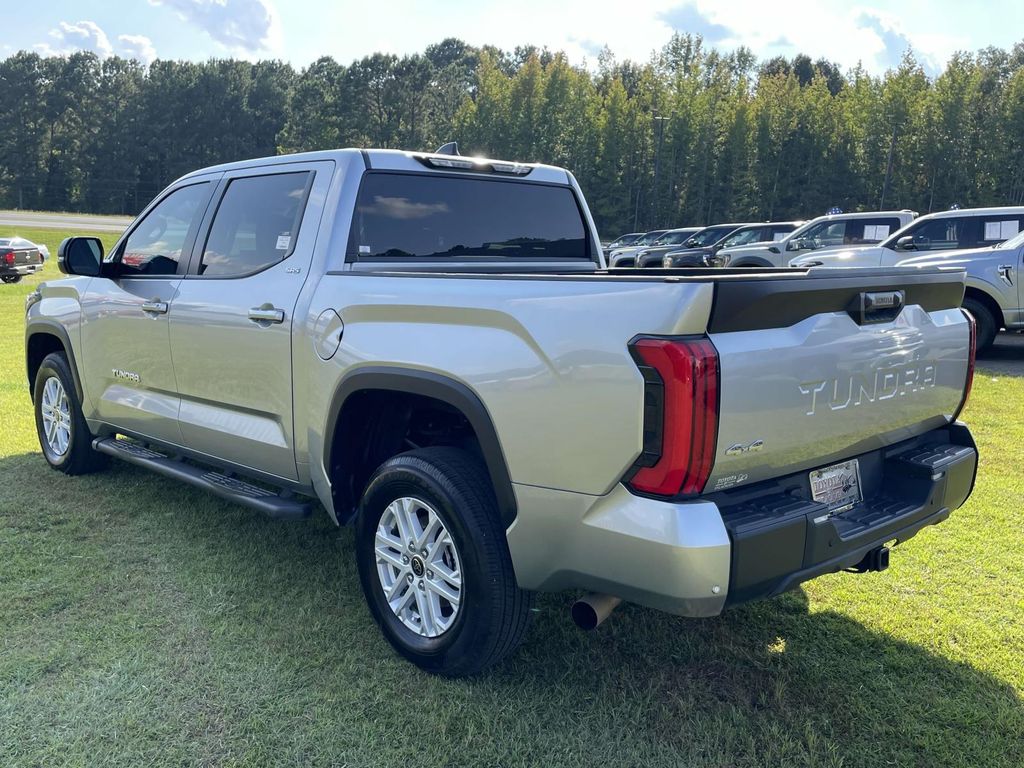 2024 Toyota Tundra SR5 photo 4