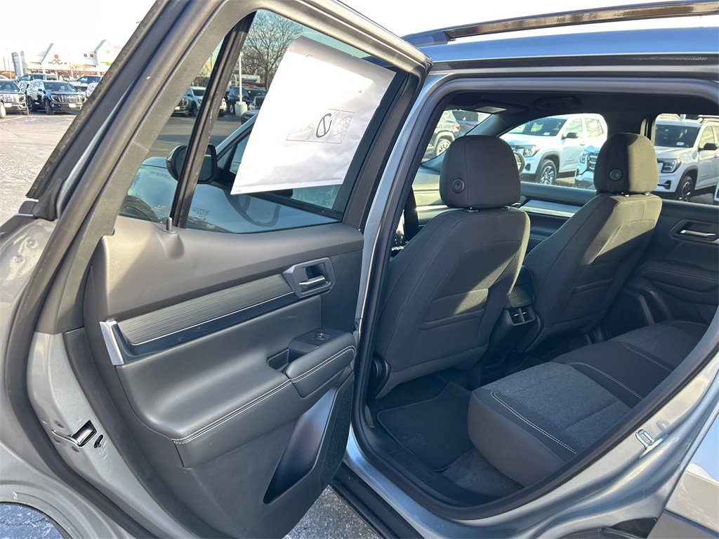 2026 GMC TERRAIN - Image 29